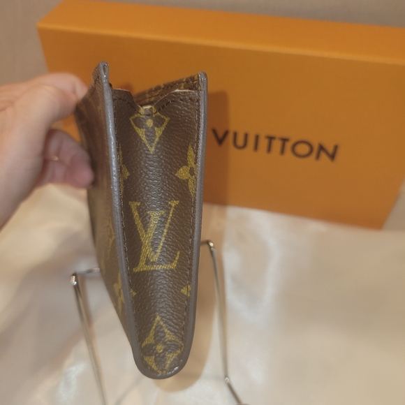 EUC Authentic Louis Vuitton Monogram POUCHETTE - Picture 3 of 10